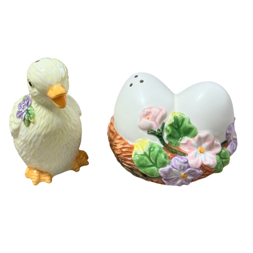 Avon Springtime Salt and Pepper Shakers Duckling Nest Eggs Floral Ceramic 2001